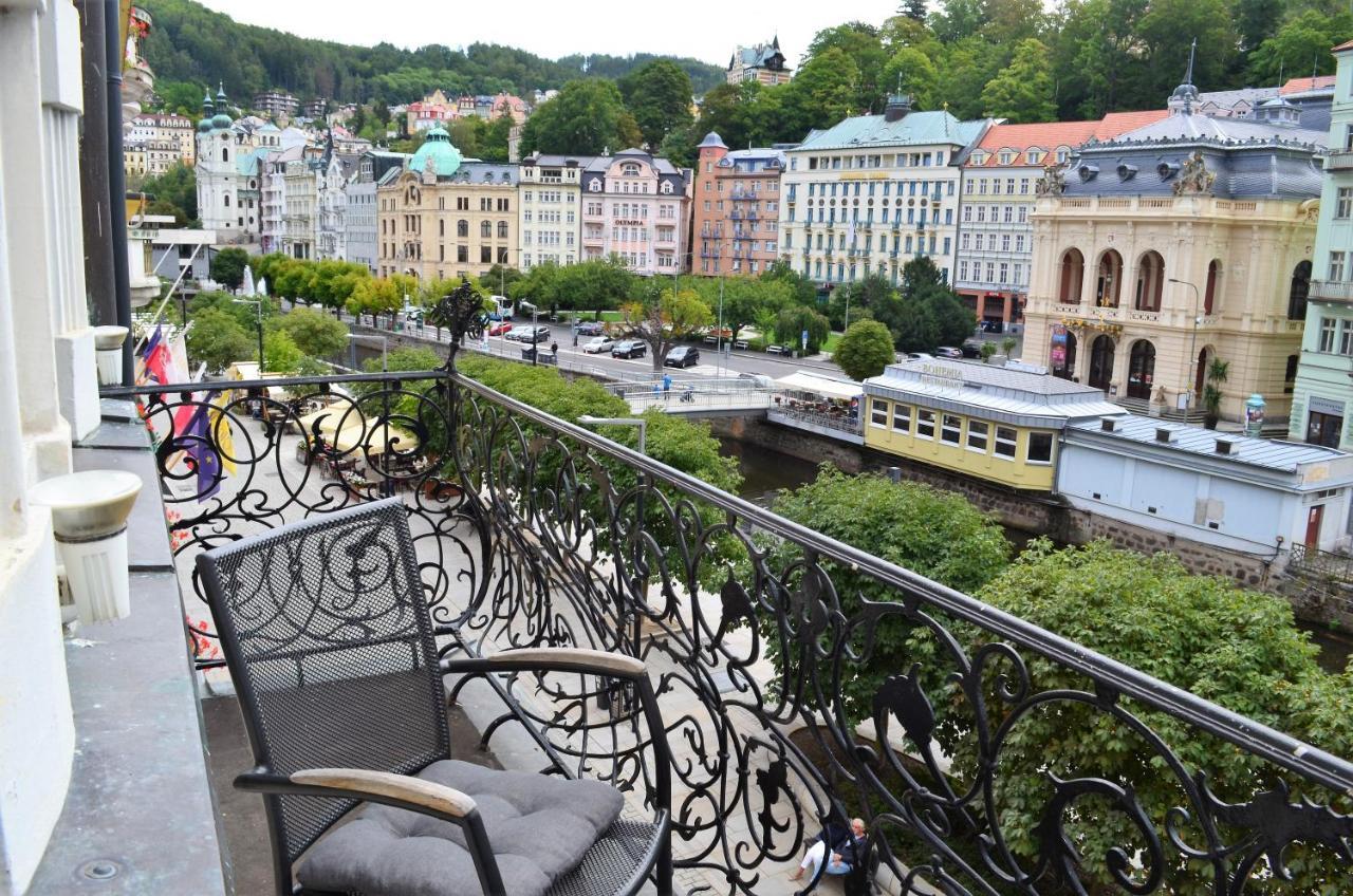 Hotel Palacky Карловы Вары Экстерьер фото